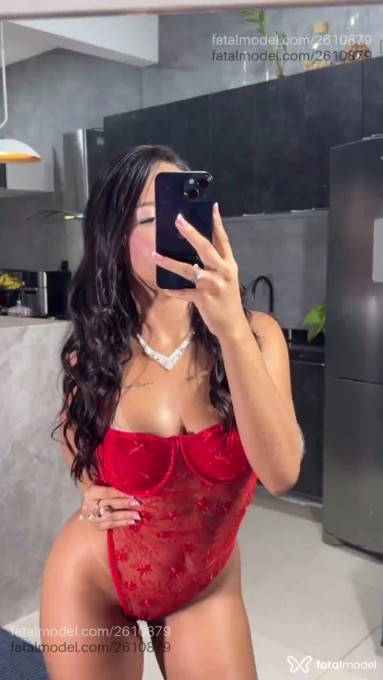 Acompanhante mulher morena (o) de olhos castanhos - ísis Monteiro