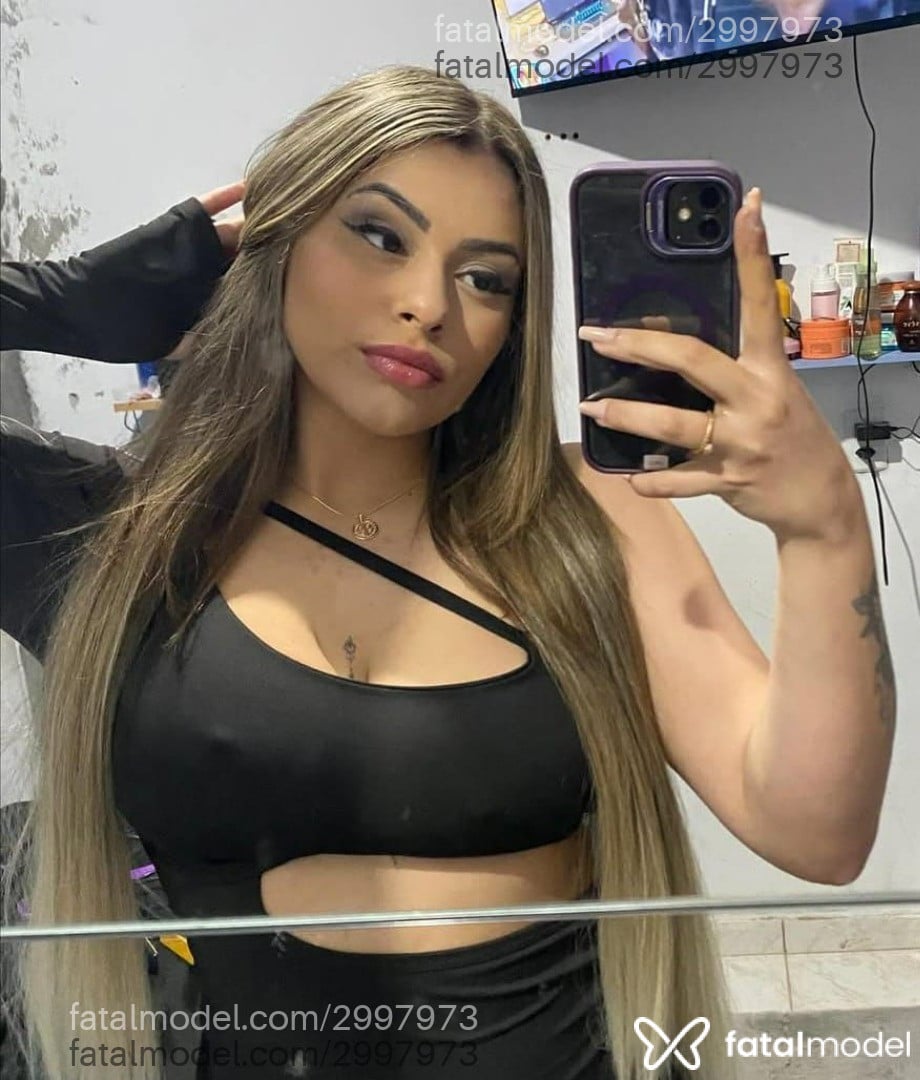 Acompanhante mulher loira (o) de olhos castanhos em Florianópolis - Letícia