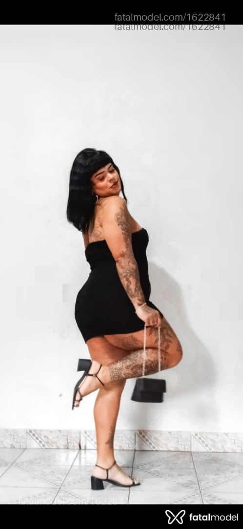 Acompanhante mulher trans morena (o) de olhos castanhos em Patos de Minas - Phamella Tavares