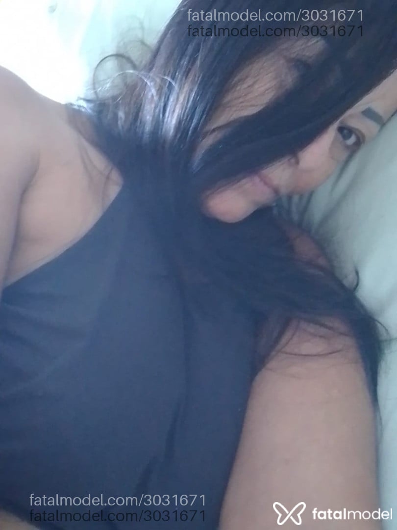 Acompanhante mulher morena (o) de olhos castanhos em Criciúma Acompanhante mulher morena (o) de olhos castanhos em Criciúma - Giovanna
