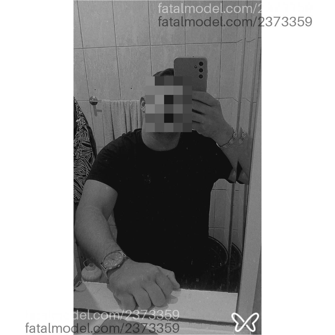 Acompanhante homem com cabelo castanho de olhos castanhos em São Paulo - Junio silva
