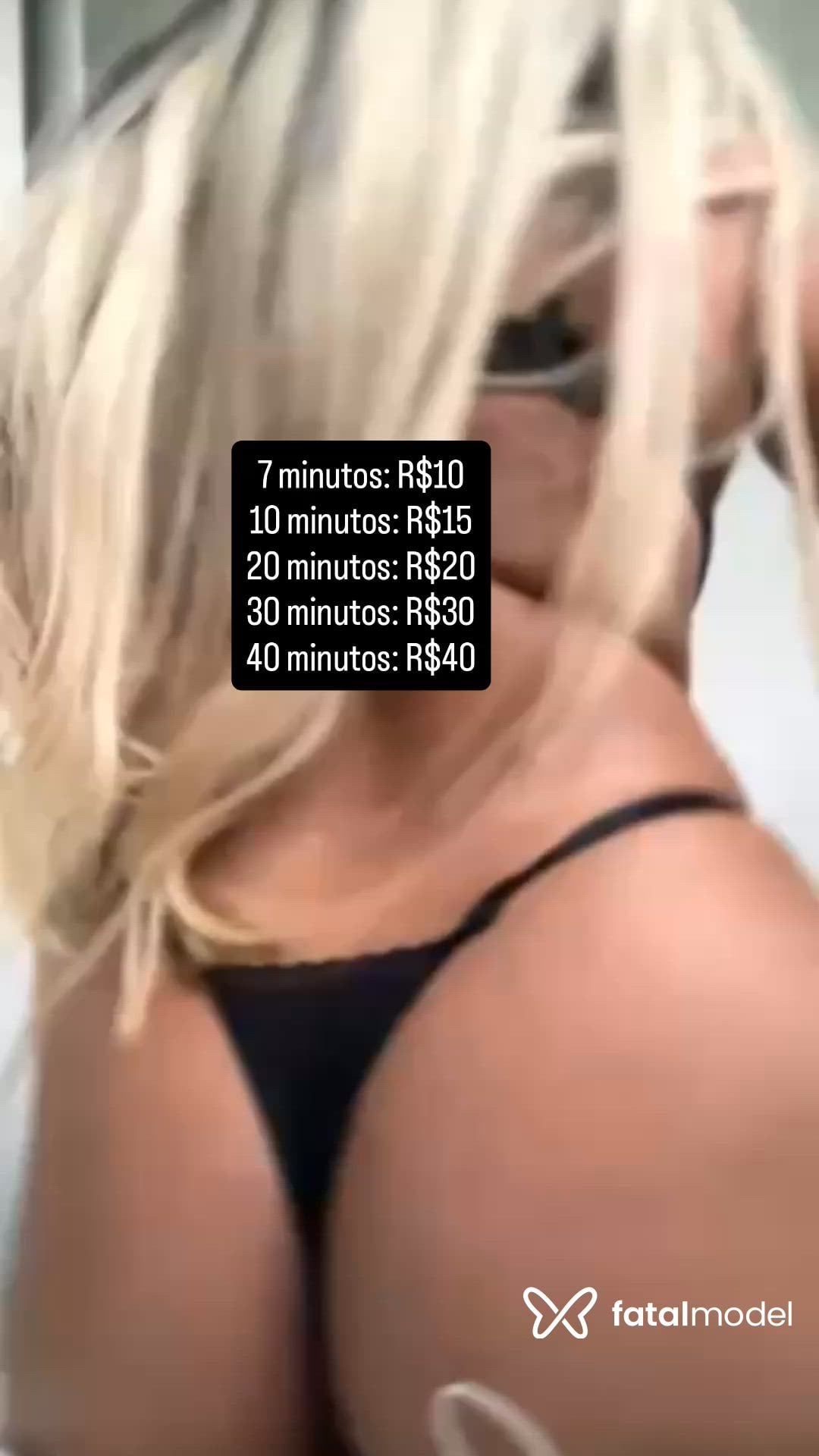 Acompanhante mulher loira (o) de olhos pretos - Lunna Ember