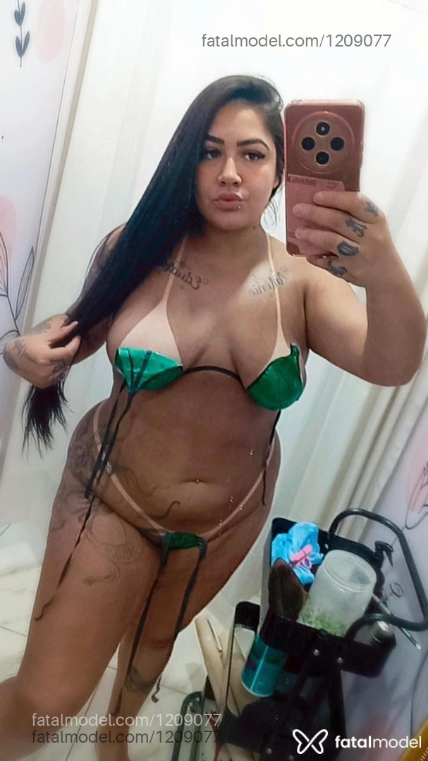 Acompanhante mulher morena (o) de olhos mel em Praia Grande Acompanhante mulher morena (o) de olhos mel em Praia Grande - Lays Pothin