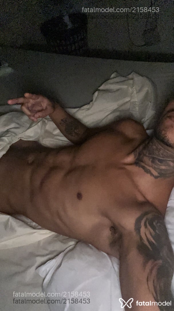 Acompanhante homem morena (o) de olhos pretos em Rio de Janeiro - Nigeryano