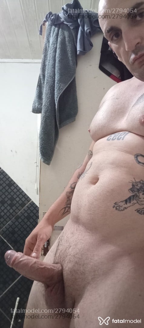 Acompanhante homem morena (o) de olhos verdes - Leonardo
