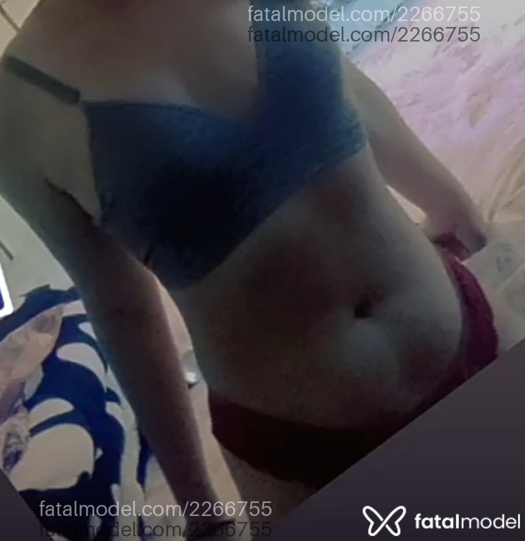 Acompanhante mulher loira (o) de olhos castanhos em Lajeado Acompanhante mulher loira (o) de olhos castanhos em Lajeado - Daia
