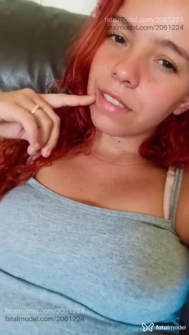 Acompanhante mulher ruiva (o) de olhos castanhos - Anny Acompanhante mulher ruiva (o) de olhos castanhos - Anny