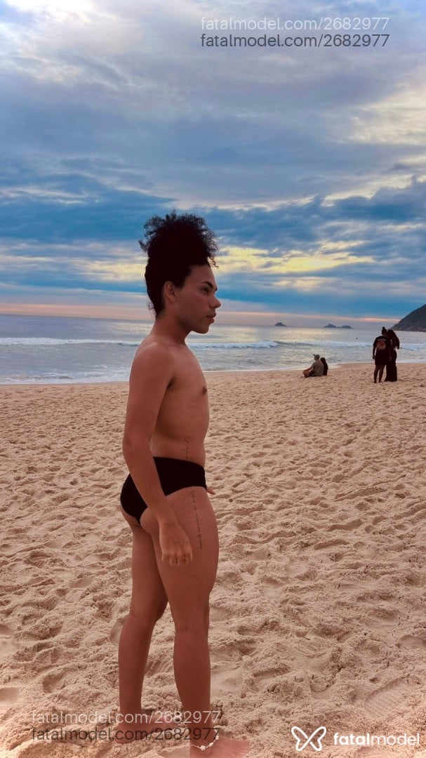 Acompanhante mulher trans morena (o) de olhos verdes em Rio de Janeiro - Maitê Teixeira