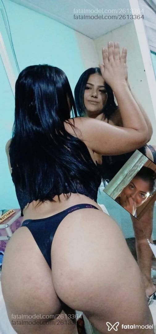 Acompanhante mulher morena (o) de olhos pretos - Sarah Vitória