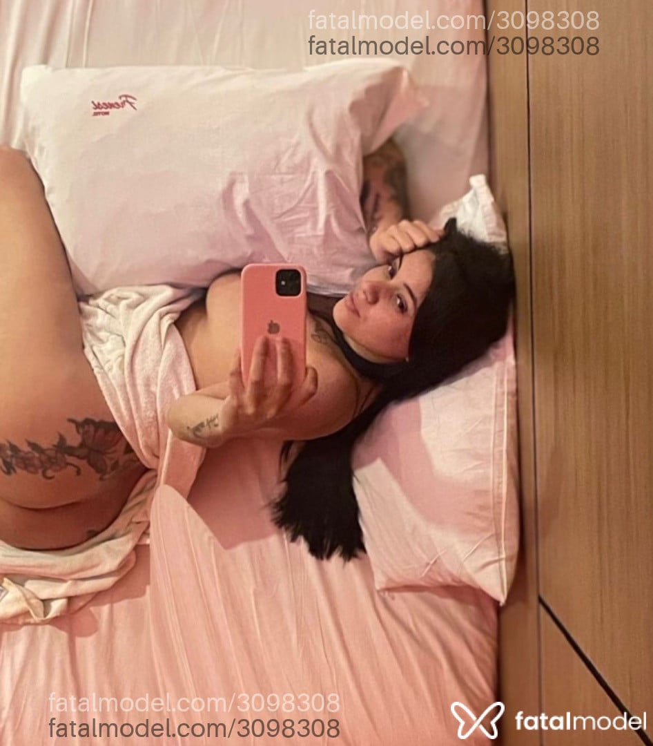 Acompanhante mulher morena (o) de olhos castanhos em Ituiutaba - Beatriz Miller
