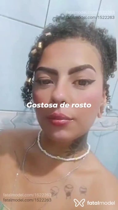 Acompanhante mulher morena (o) de olhos castanhos - Kelly