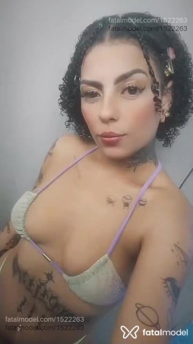 Acompanhante mulher morena (o) de olhos castanhos - Kelly Acompanhante mulher morena (o) de olhos castanhos - Kelly