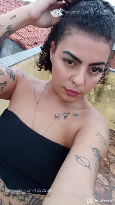 Acompanhante mulher morena (o) de olhos castanhos - Kelly Acompanhante mulher morena (o) de olhos castanhos - Kelly
