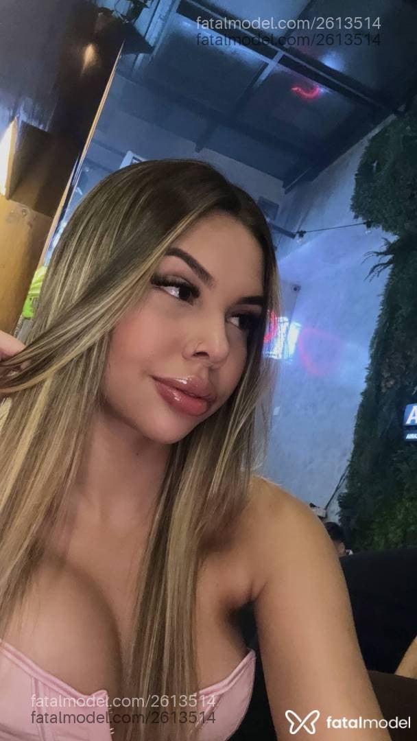 Acompanhante mulher loira (o) de olhos castanhos em Bragança Paulista - Vanessa Lay
