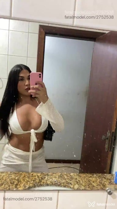Acompanhante mulher trans morena (o) de olhos castanhos em Fortaleza - Bianca Oliveira