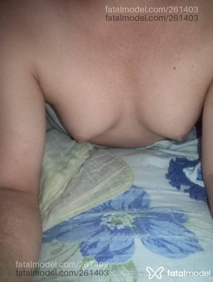 Acompanhante mulher trans loira (o) de olhos mel - Paola Silva