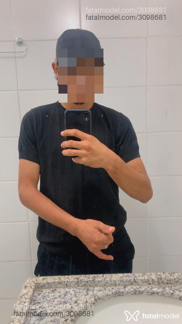 Acompanhante homem morena (o) de olhos castanhos - Mattheus