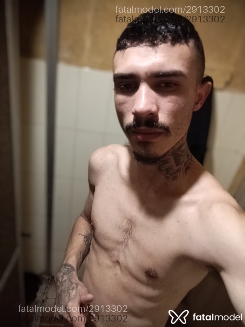 Acompanhante homem morena (o) de olhos castanhos em Piraquara Acompanhante homem morena (o) de olhos castanhos em Piraquara - Guizito
