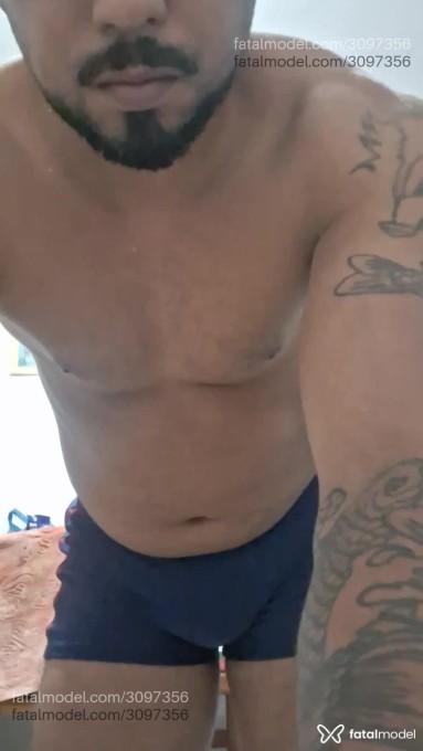 Acompanhante homem com cabelo castanho de olhos castanhos em São Paulo - Ragnar