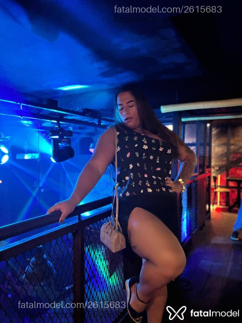 Acompanhante mulher trans loira (o) de olhos castanhos em Rio de Janeiro - Leona