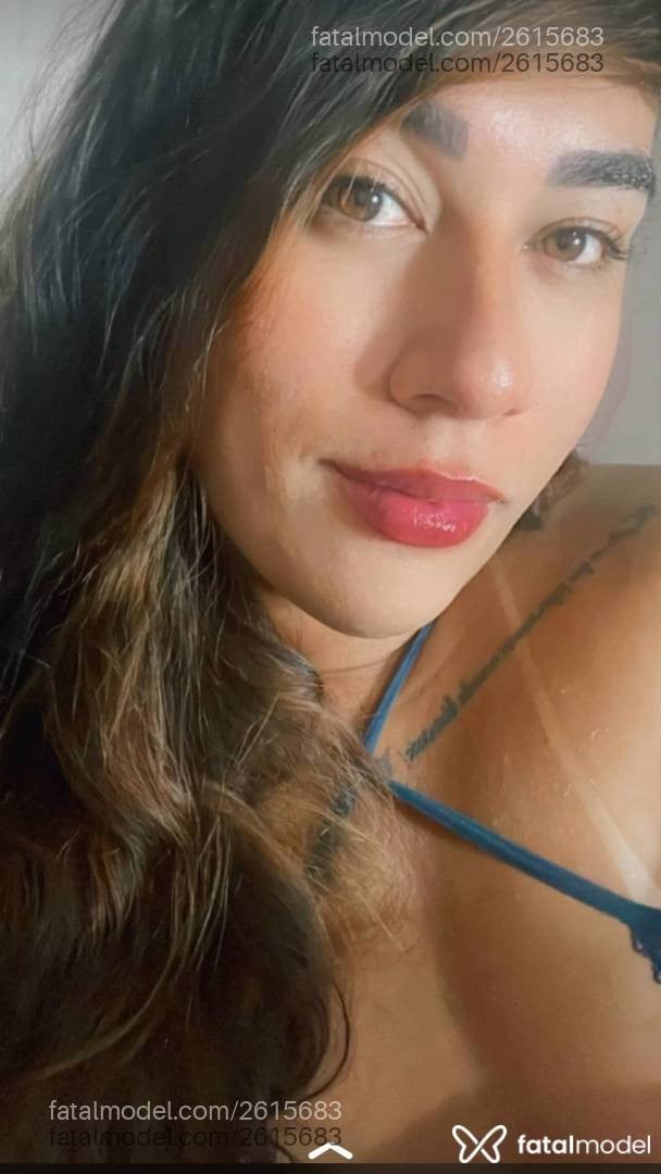 Acompanhante mulher trans loira (o) de olhos castanhos em Rio de Janeiro - Leona