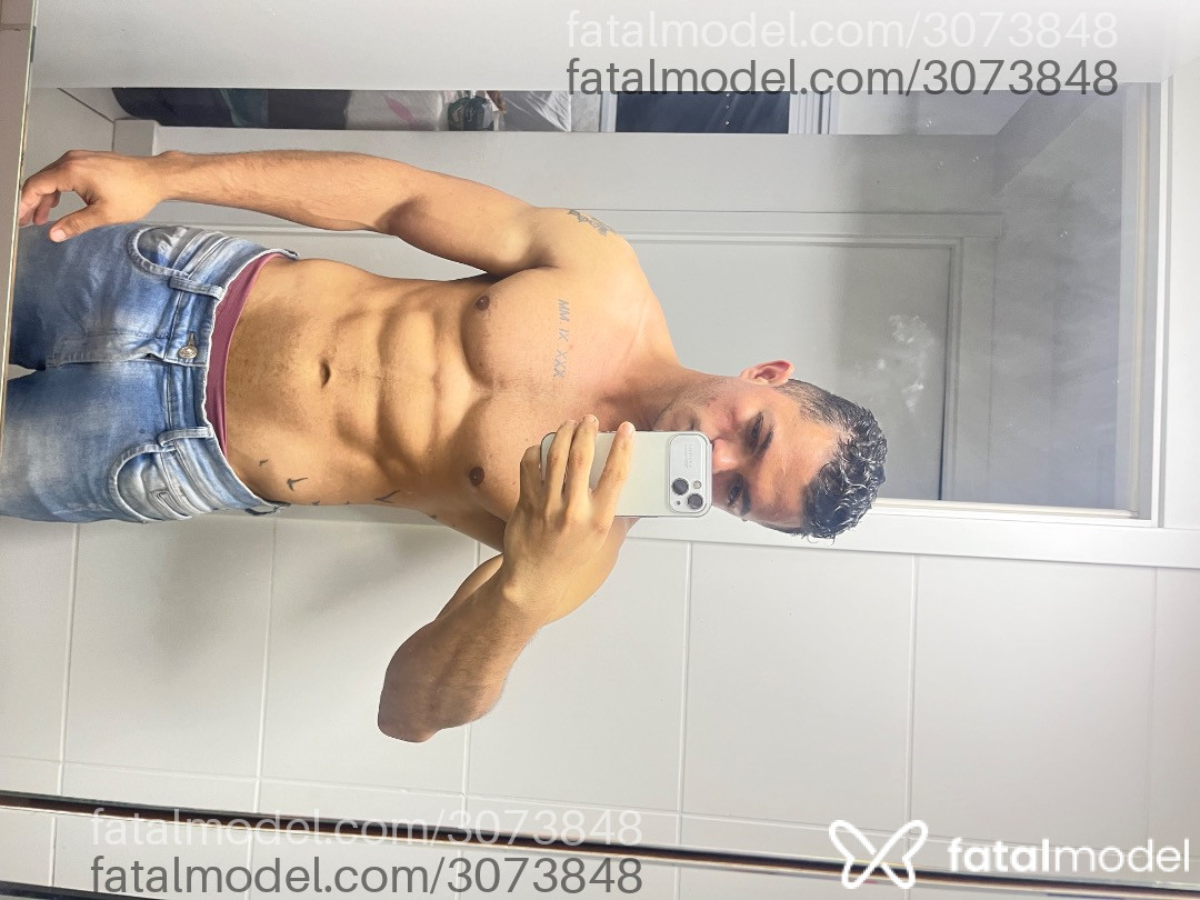 Acompanhante homem com cabelo castanho de olhos castanhos em São Paulo Acompanhante homem com cabelo castanho de olhos castanhos em São Paulo - Wil Santos
