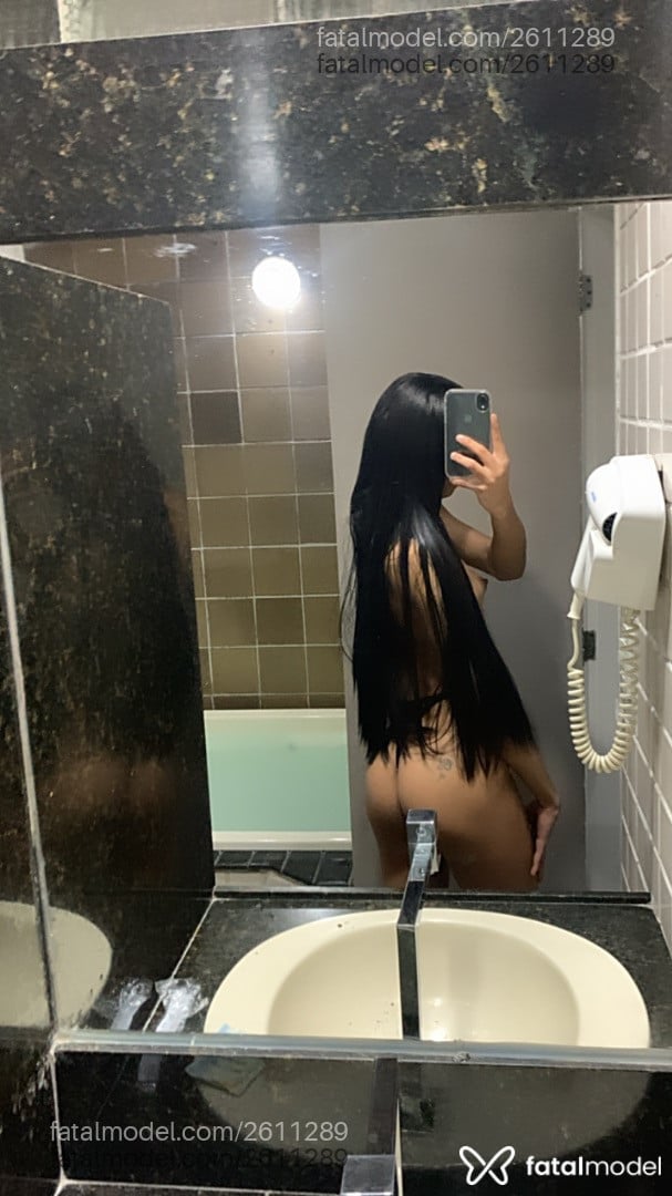 Acompanhante mulher trans morena (o) de olhos castanhos em Recife - Tayná