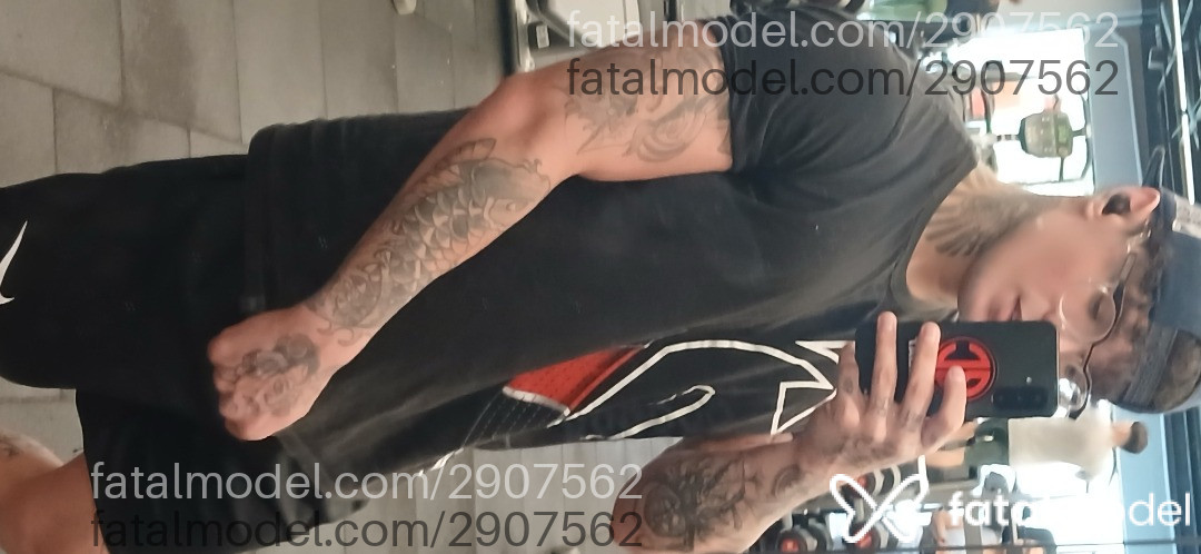 Acompanhante homem com cabelo castanho de olhos pretos em Rio de Janeiro - Chinaa