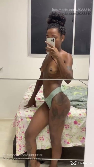 Acompanhante mulher com cabelo castanho de olhos castanhos em Feira de Santana - Lariane