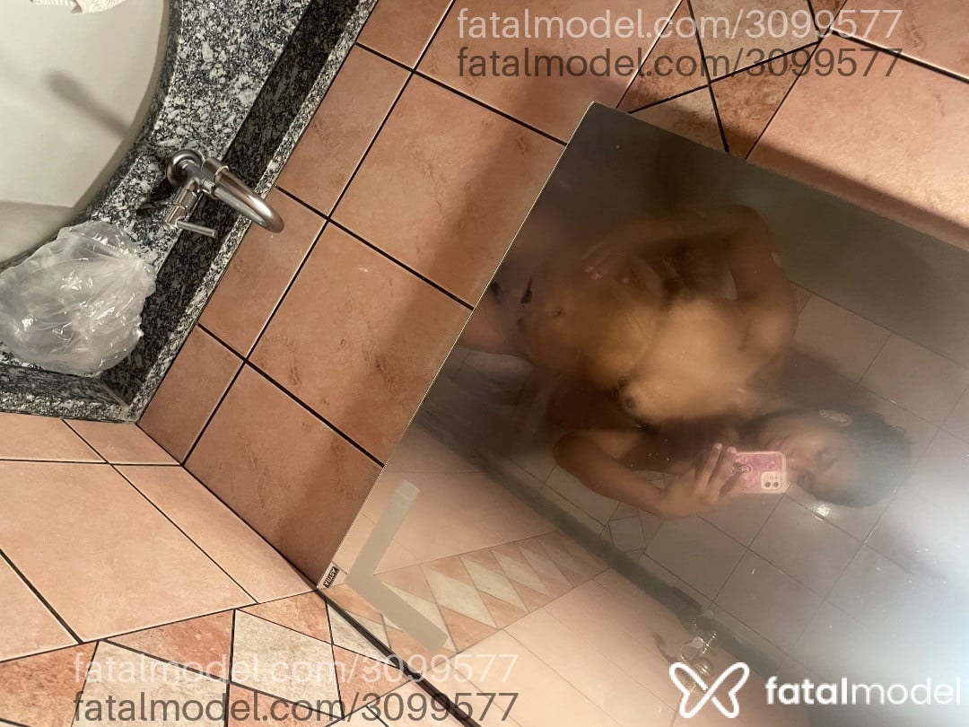 Acompanhante mulher trans com cabelo castanho de olhos castanhos em Jundiaí Acompanhante mulher trans com cabelo castanho de olhos castanhos em Jundiaí - Chantel