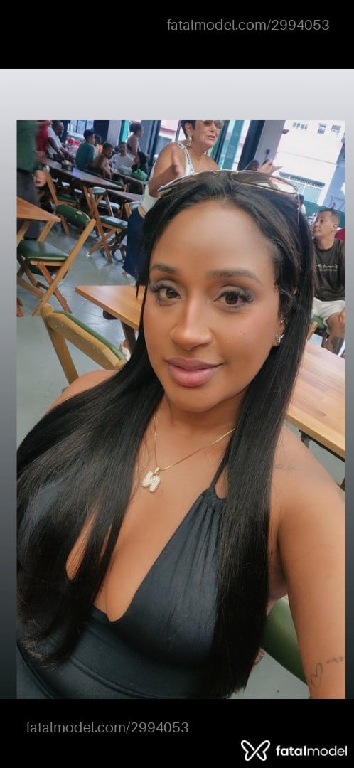 Acompanhante mulher morena (o) de olhos pretos em Mineiros - Natascha Lemos