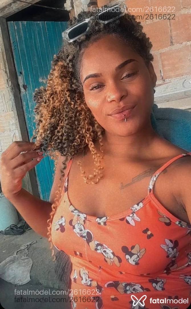 Acompanhante mulher morena (o) de olhos pretos em Colatina Acompanhante mulher morena (o) de olhos pretos em Colatina - Morenah