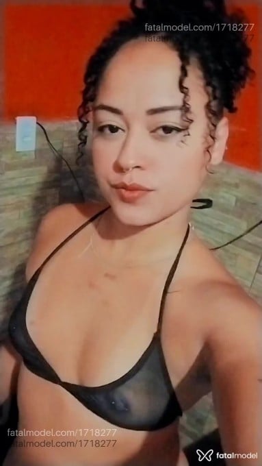 Acompanhante mulher morena (o) de olhos castanhos em Rio de Janeiro - Isadora