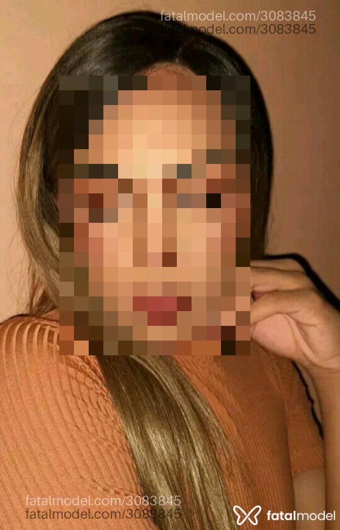 Acompanhante não-binário com cabelo castanho de olhos castanhos em Barreirinhas - Mirella
