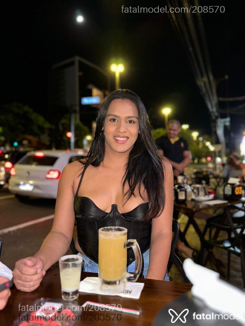 Acompanhante mulher trans morena (o) de olhos pretos em Campo Grande - Leonna Rodrigues