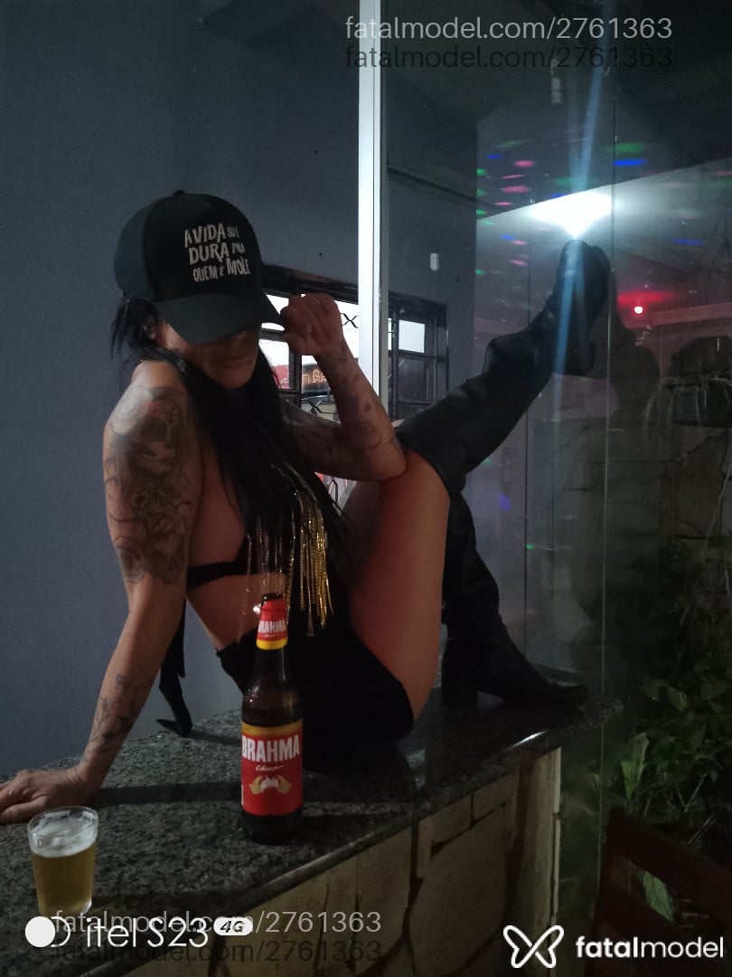 Acompanhante mulher morena (o) de olhos pretos em Rio Verde - Clara alves