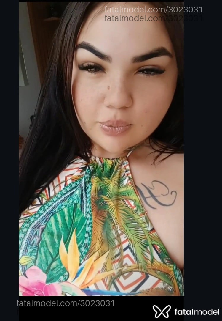 Acompanhante mulher com cabelo castanho de olhos castanhos em Palmas - Sabrina