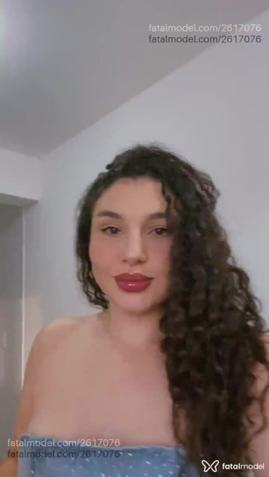 Acompanhante mulher morena (o) de olhos castanhos - Luana