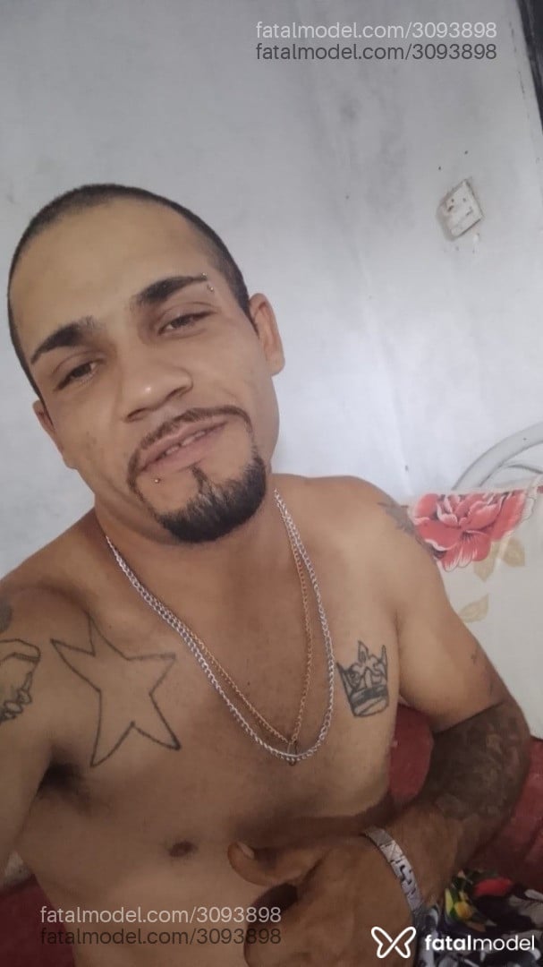 Acompanhante homem com cabelo grisalho de olhos verdes em Cachoeira do Sul Acompanhante homem com cabelo grisalho de olhos verdes em Cachoeira do Sul - Gabriel Felipe