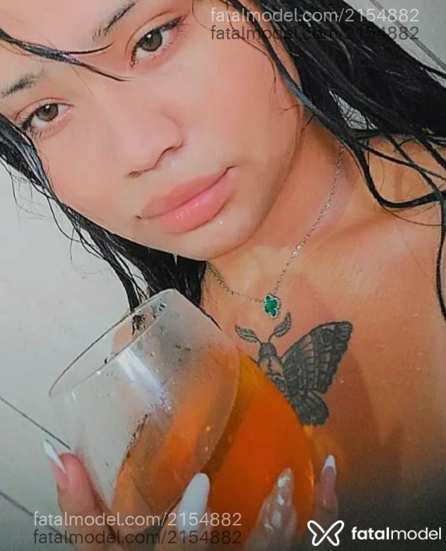 Acompanhante mulher trans morena (o) de olhos pretos em São Paulo - Tiffany Ferreira