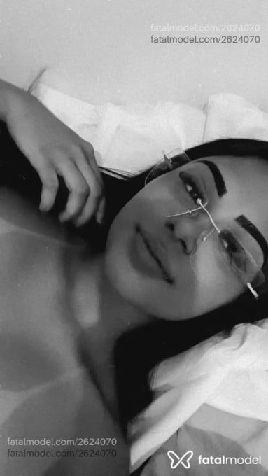 Acompanhante mulher morena (o) de olhos mel em Iracema Acompanhante mulher morena (o) de olhos mel em Iracema - Fer Alencar