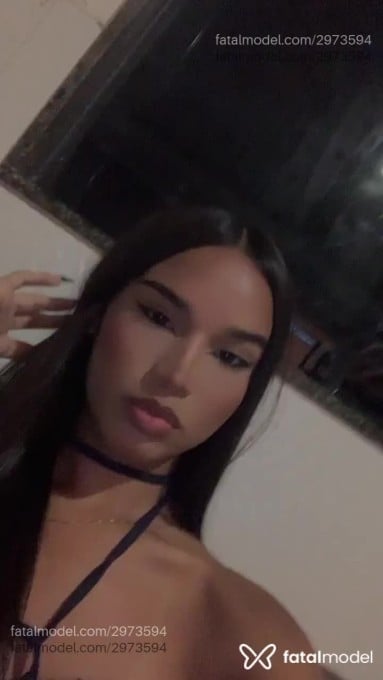 Acompanhante mulher trans morena (o) de olhos mel em Virtual - Carol