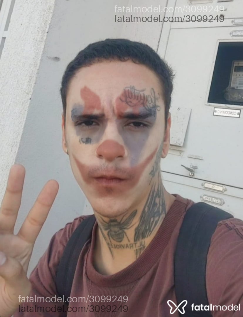 Acompanhante homem com cabelo castanho de olhos castanhos em Navegantes Acompanhante homem com cabelo castanho de olhos castanhos em Navegantes - Mateus Smoke