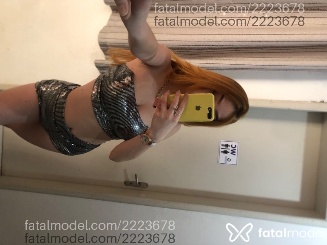 Acompanhante mulher ruiva (o) de olhos mel em Porto Alegre - Julia