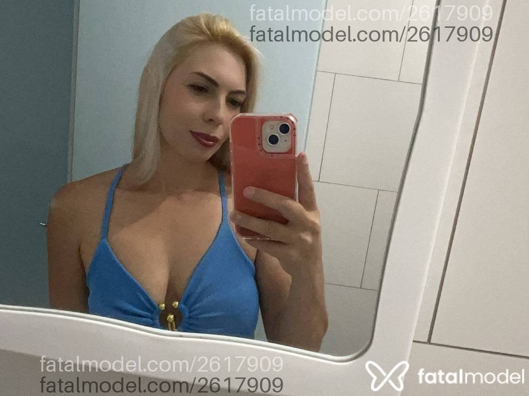 Acompanhante mulher morena (o) de olhos castanhos - Vivi