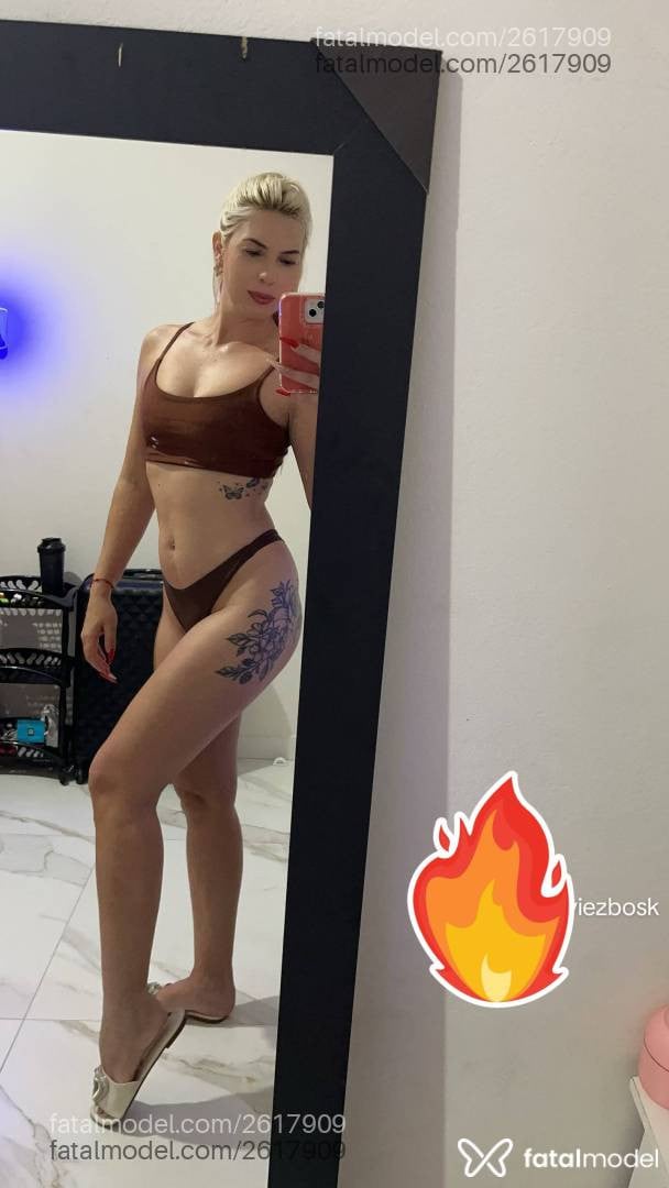 Acompanhante mulher morena (o) de olhos castanhos - Vivi