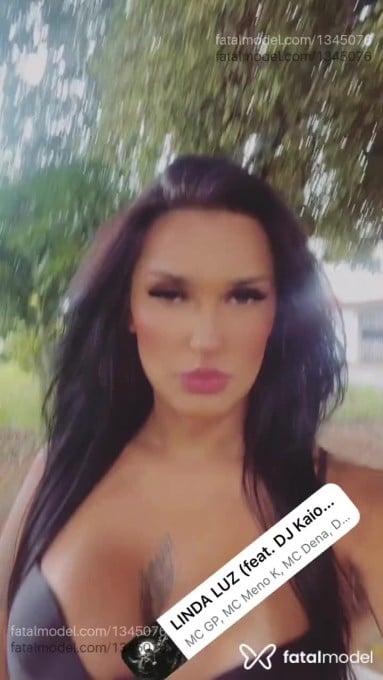 Acompanhante travesti com cabelo castanho de olhos castanhos em Guaratinguetá - Jhenny