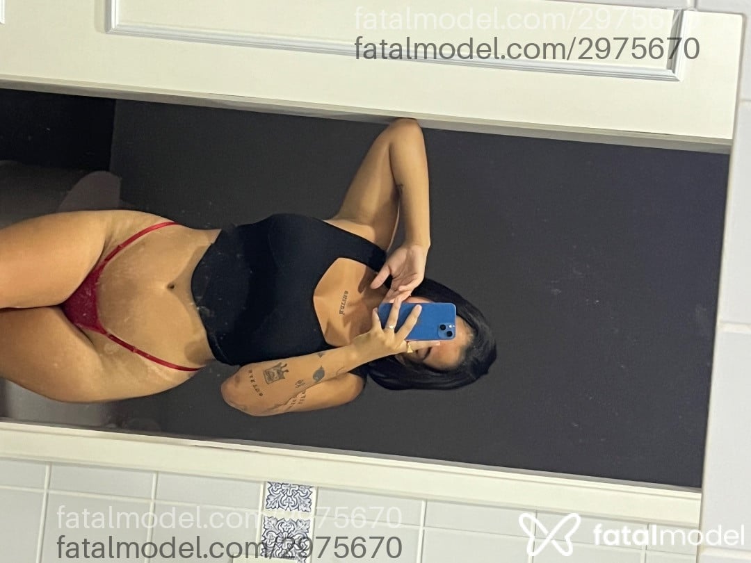 Acompanhante mulher morena (o) de olhos castanhos em São João Del Rei - Mia Kaliffa