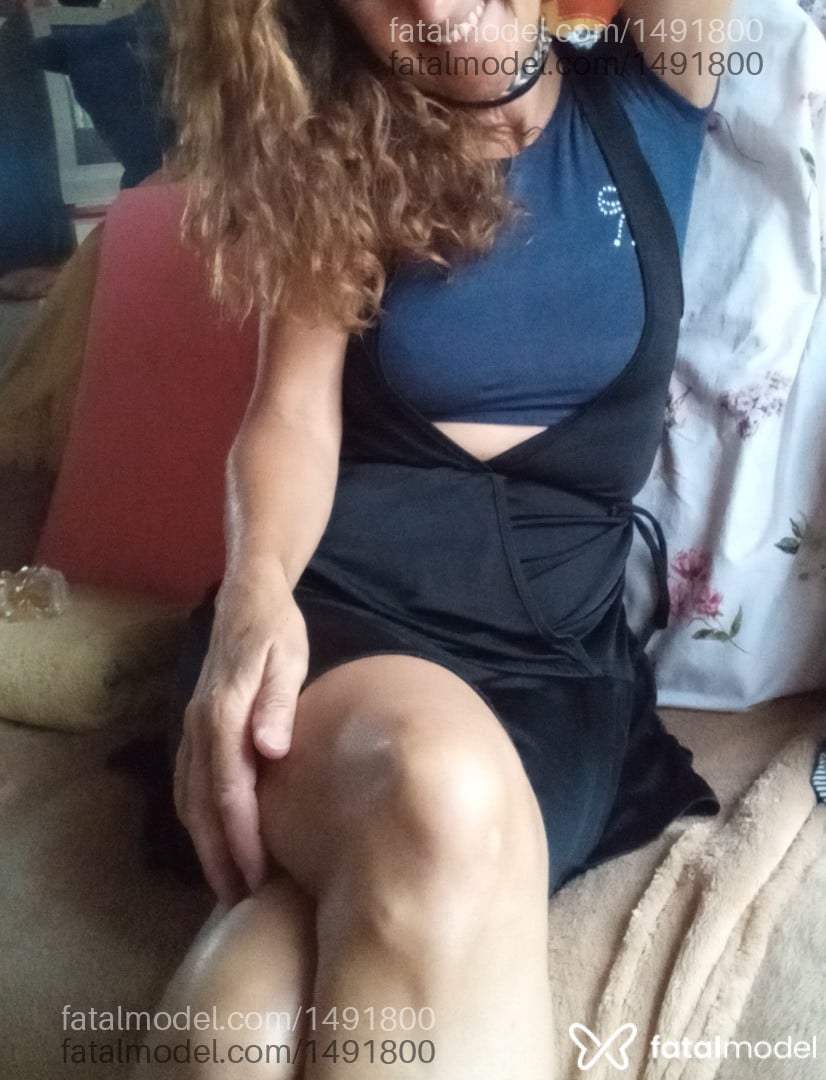 Acompanhante mulher ruiva (o) de olhos verdes em Pelotas Acompanhante mulher ruiva (o) de olhos verdes em Pelotas - Melissa Vitty