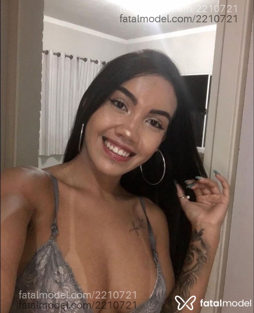Acompanhante mulher morena (o) de olhos castanhos em Jales - Livia